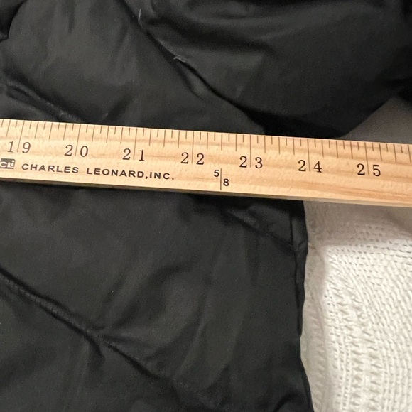 #3332. Eddie Bauer Women's Black Down Filled Quilted Puffer Coat. Size XXL - Picture 7 of 12